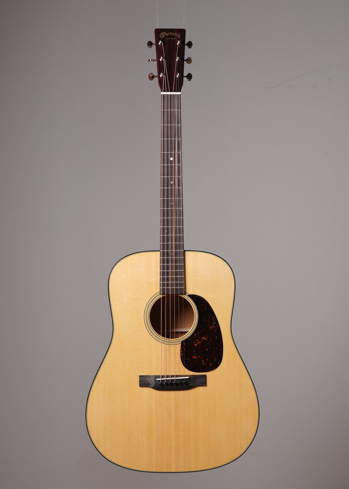 Martin D-18