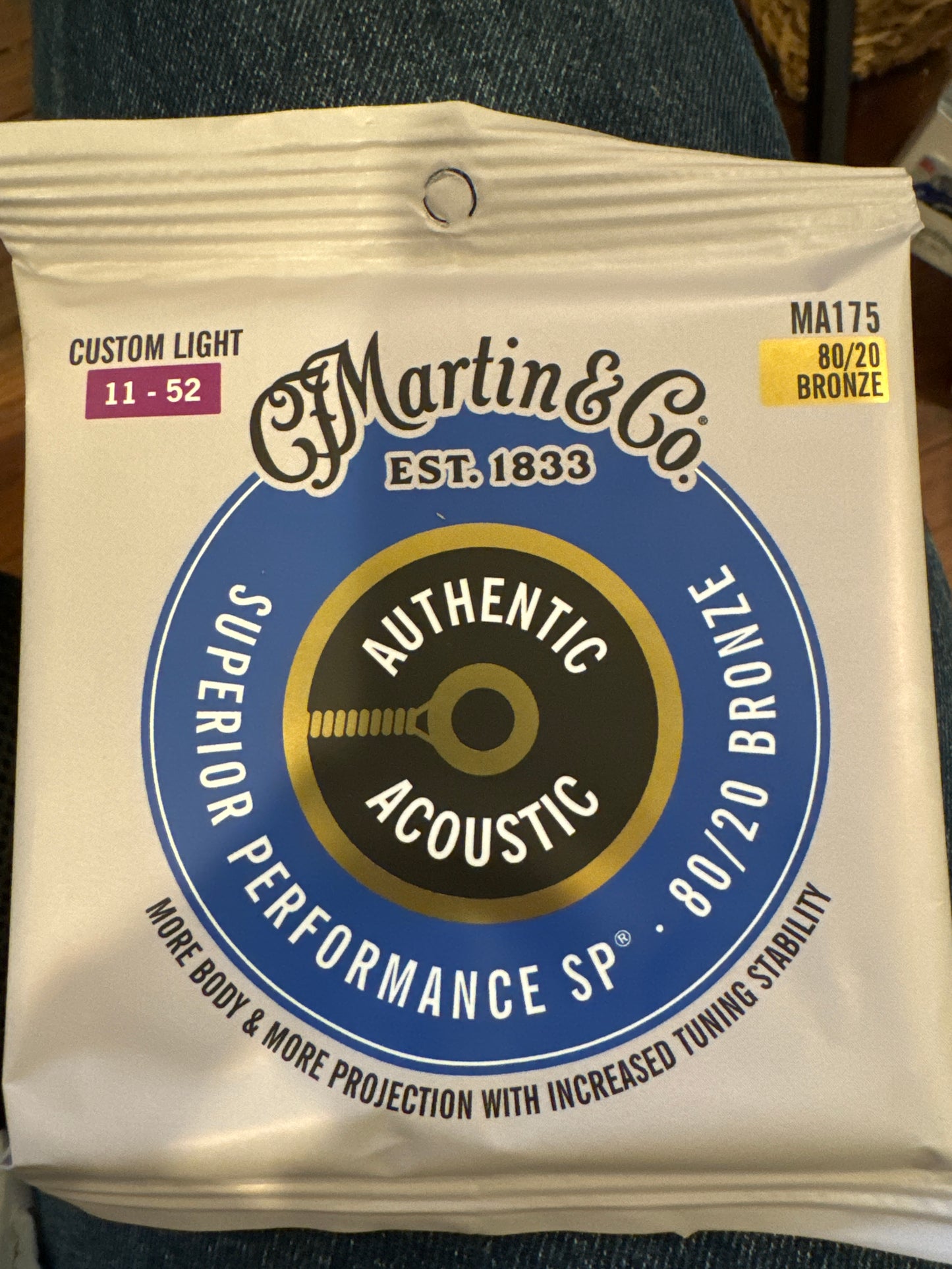 Martin Superior Performance SP 80/20 Bronze 11-52 Custom Light MA175