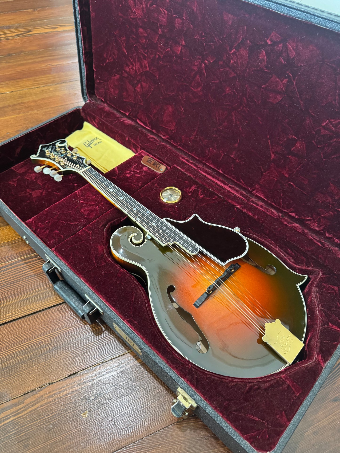 2003 Gibson "The Fern" F5L