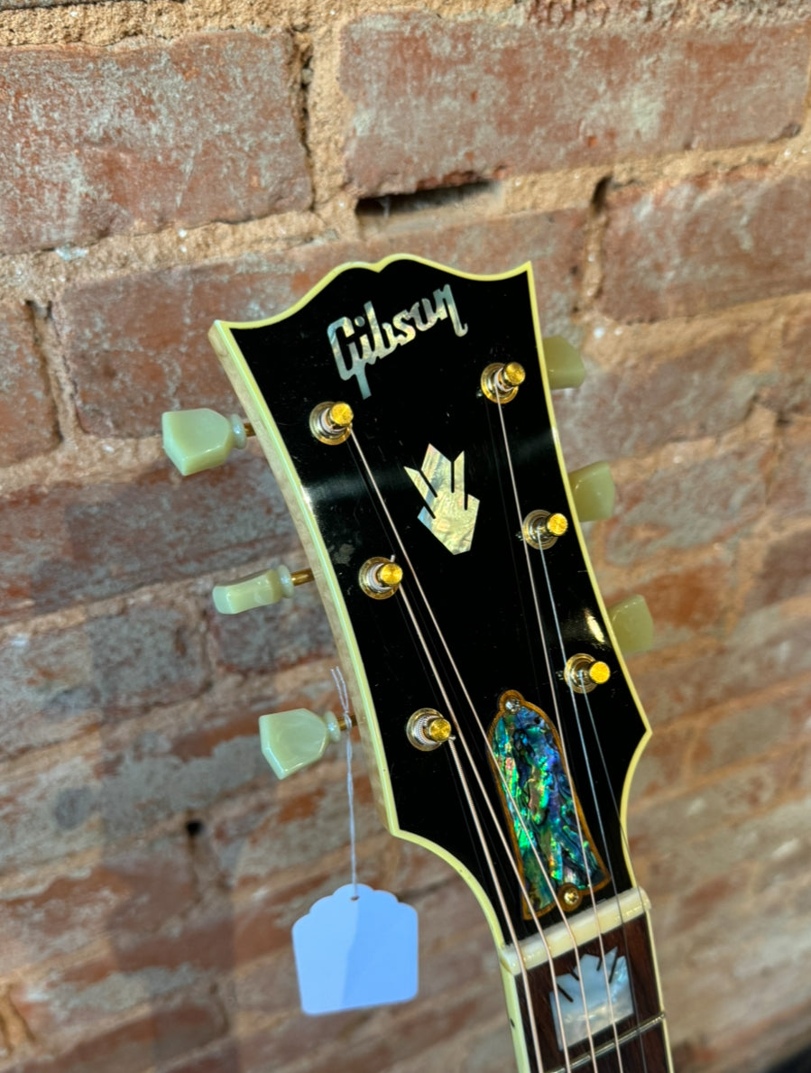 2024 Gibson J-200 Natural