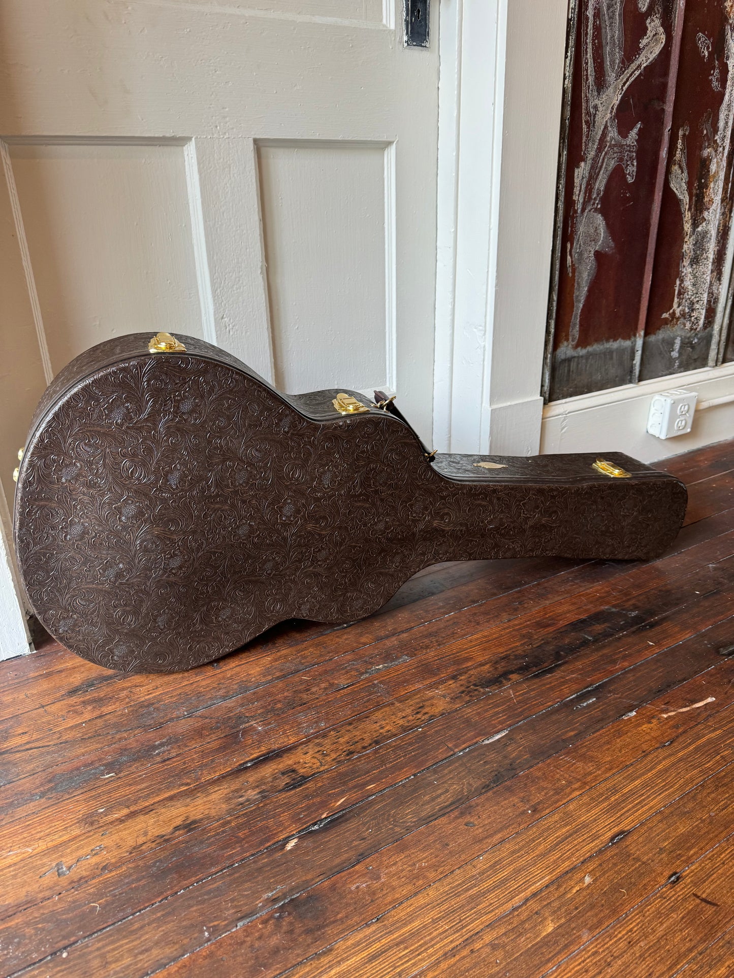 2022 Taylor 618e MINT!