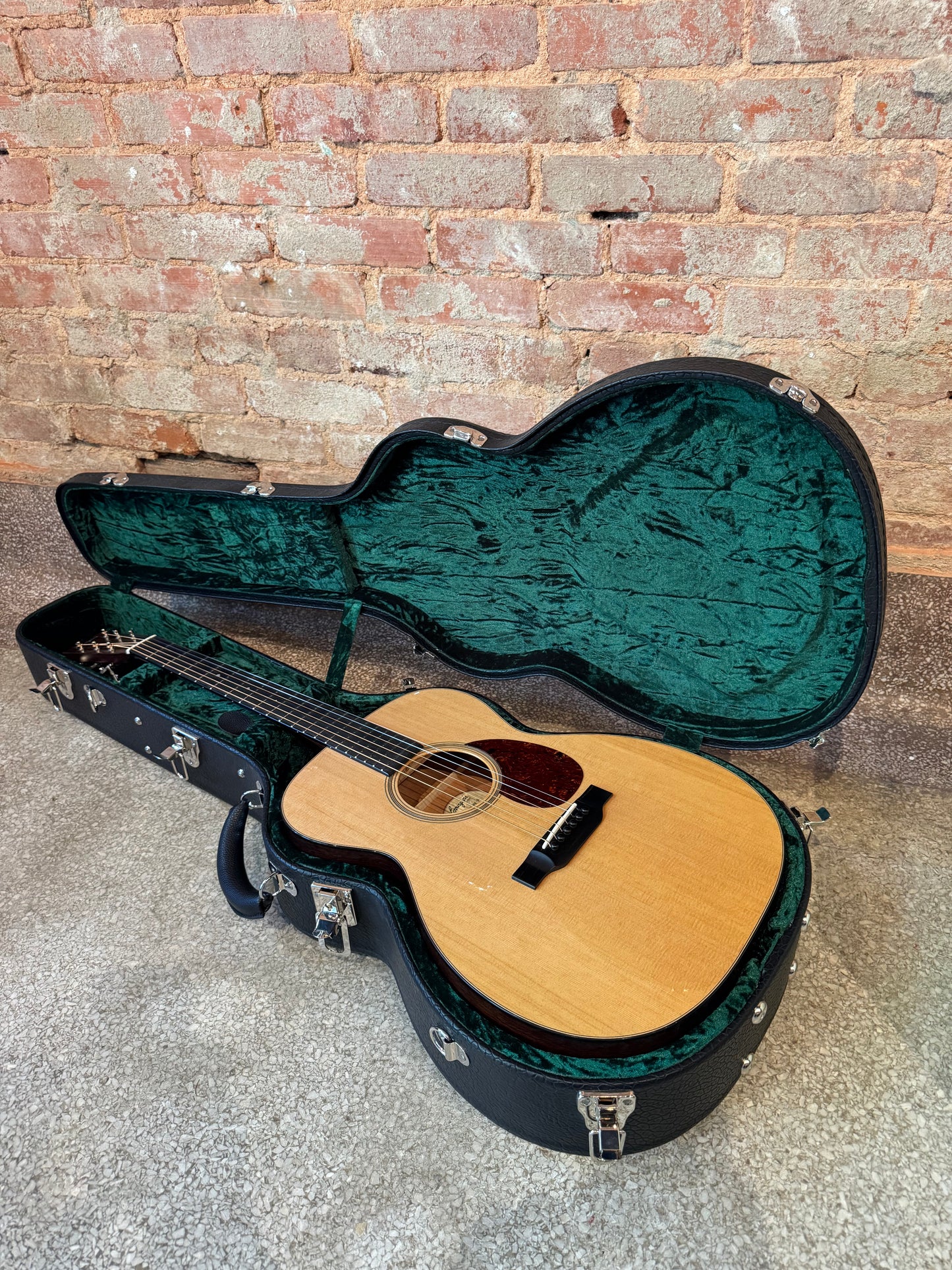 Bourgeois Country Boy OM Professional Series