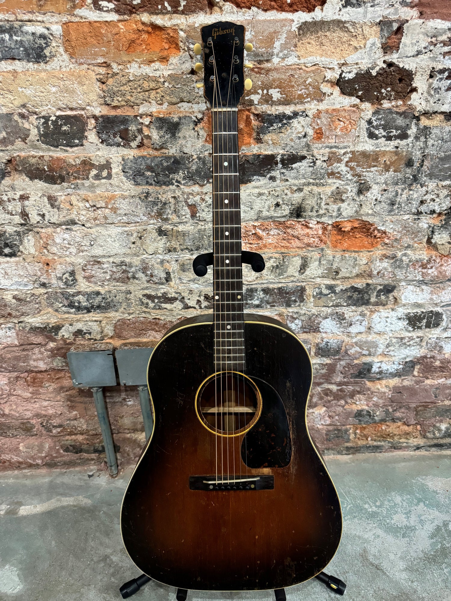Vintage Acoustic