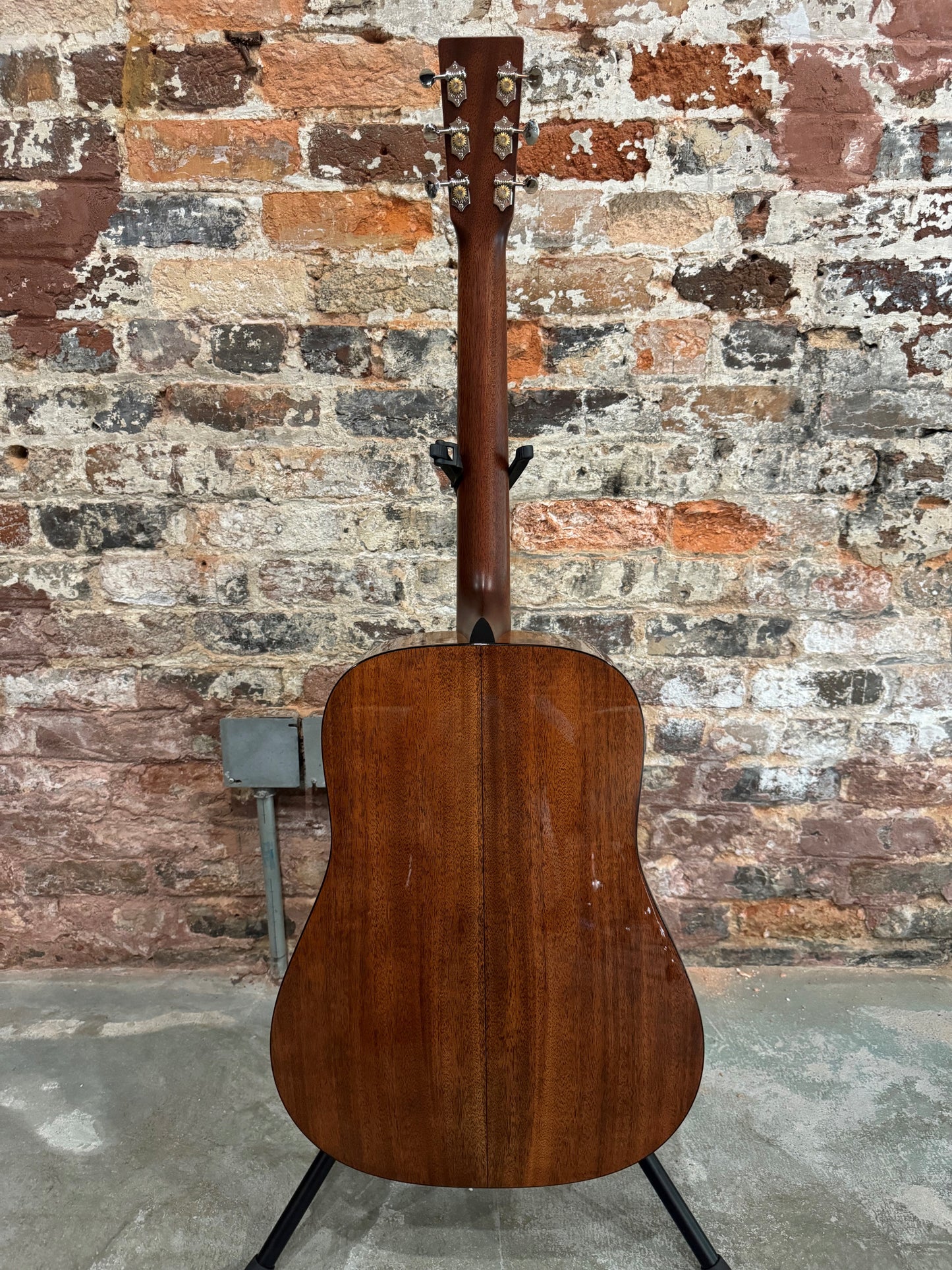 2023 Martin D-18  MINT-ON CONSIGNMENT