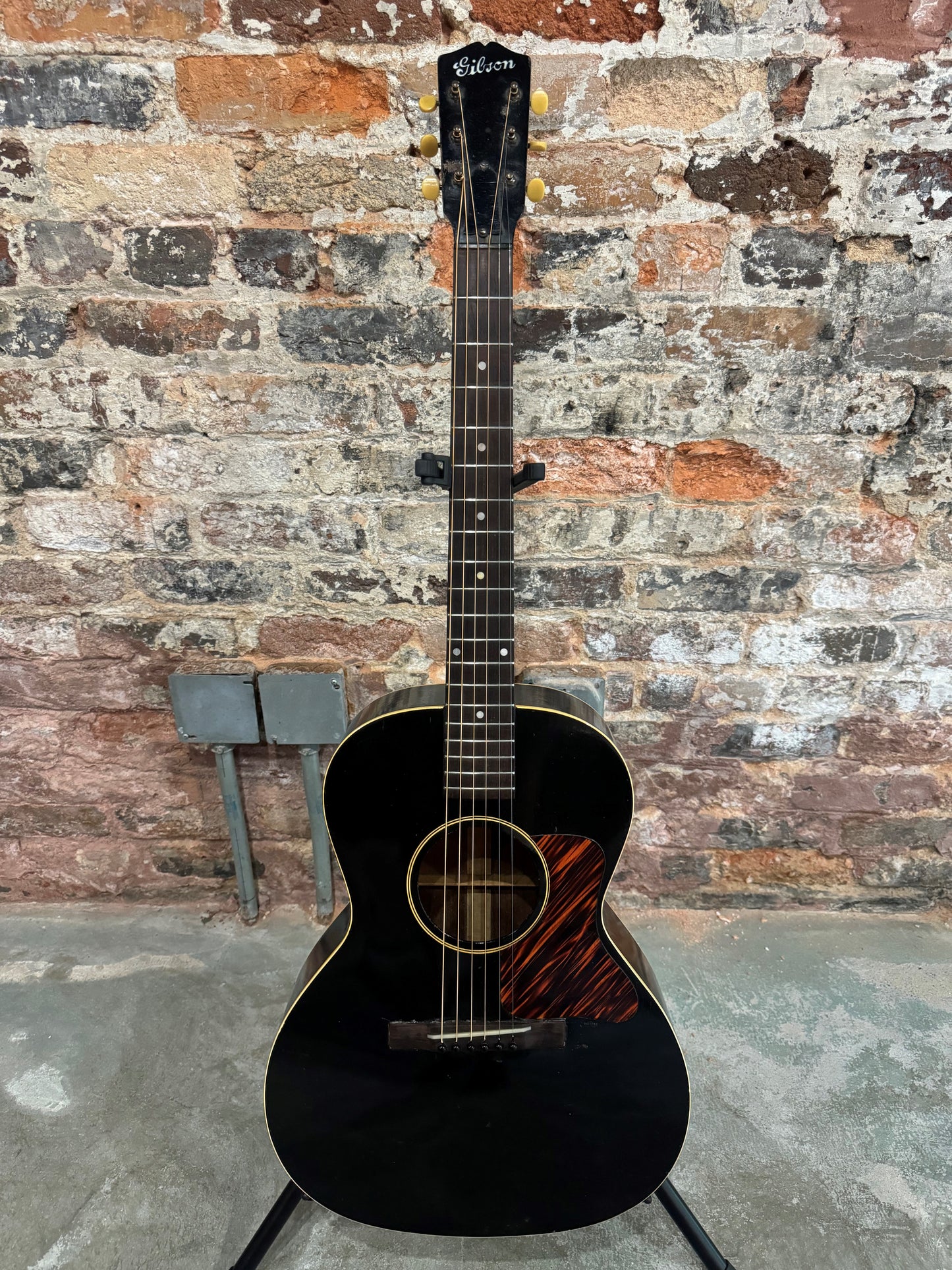 SOLD 1938 Gibson L-0