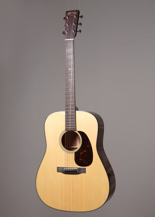 Martin D-18