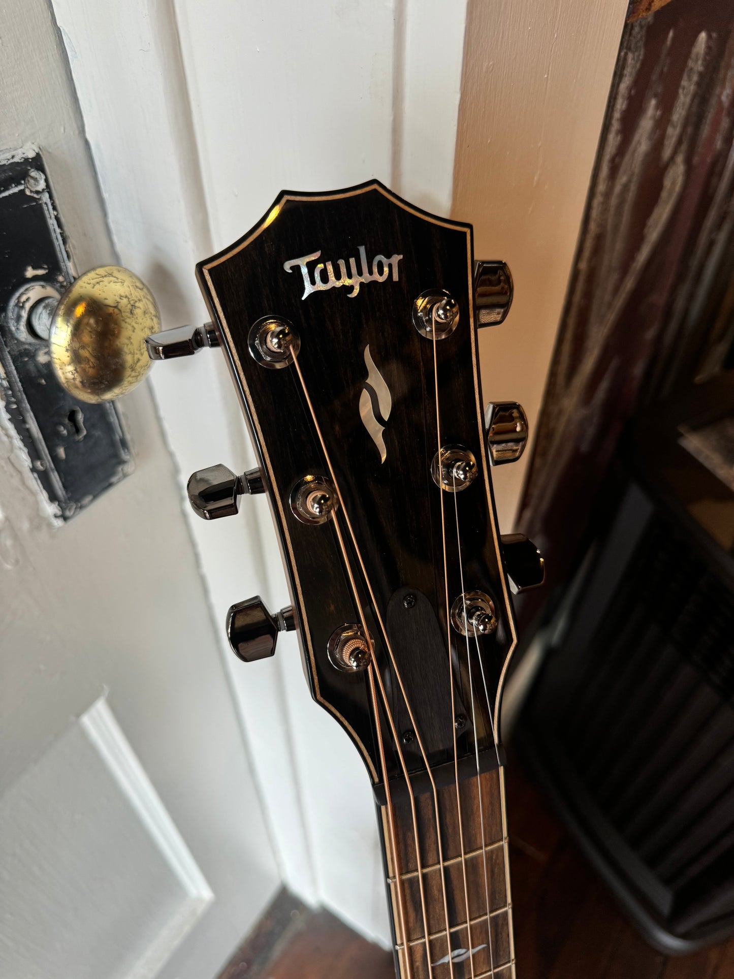 Taylor 814ce