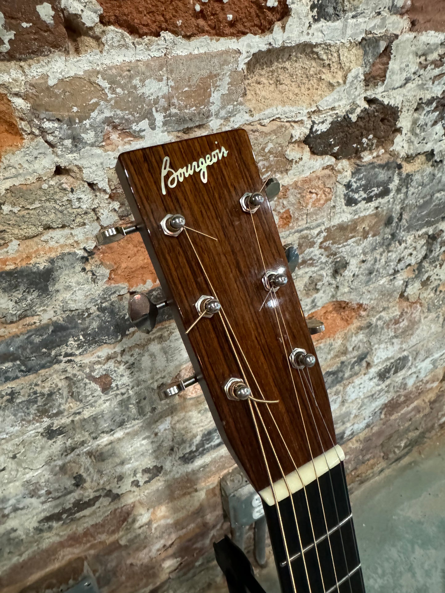 2002 Bourgeois Vintage OM(ON CONSIGNMENT-IN STORE ONLY)