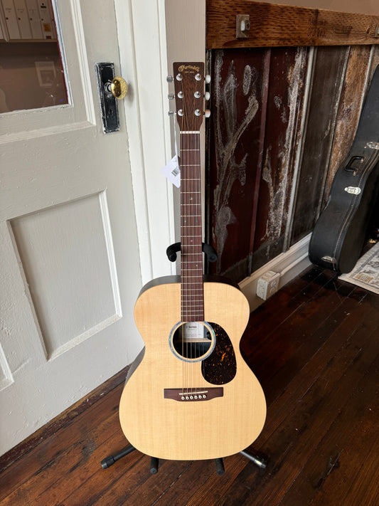 Martin 000-X2E Brazilian