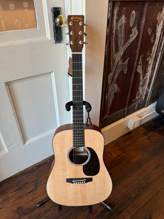Martin D Jr E