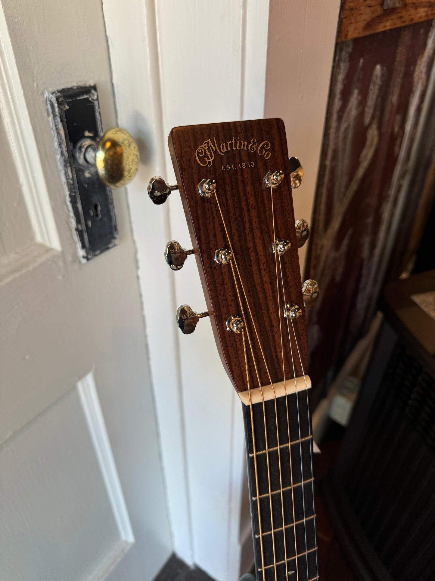 Martin OM-28