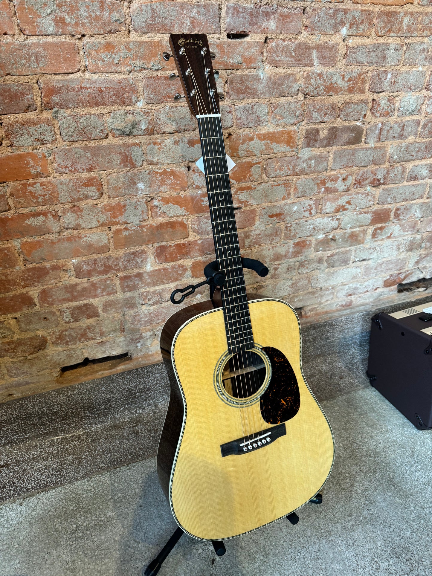 Martin HD-28
