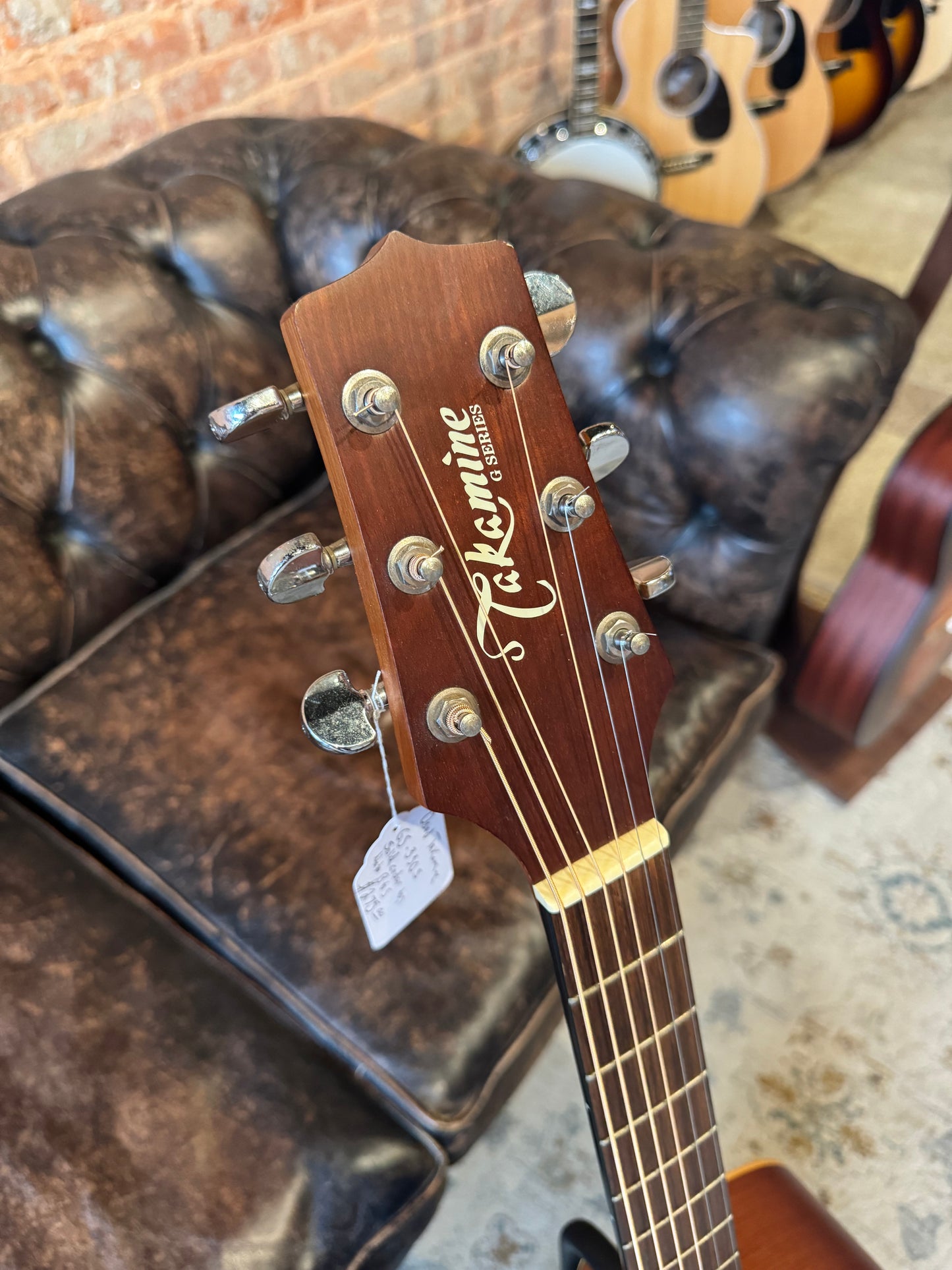 USED Takamine GS-330S