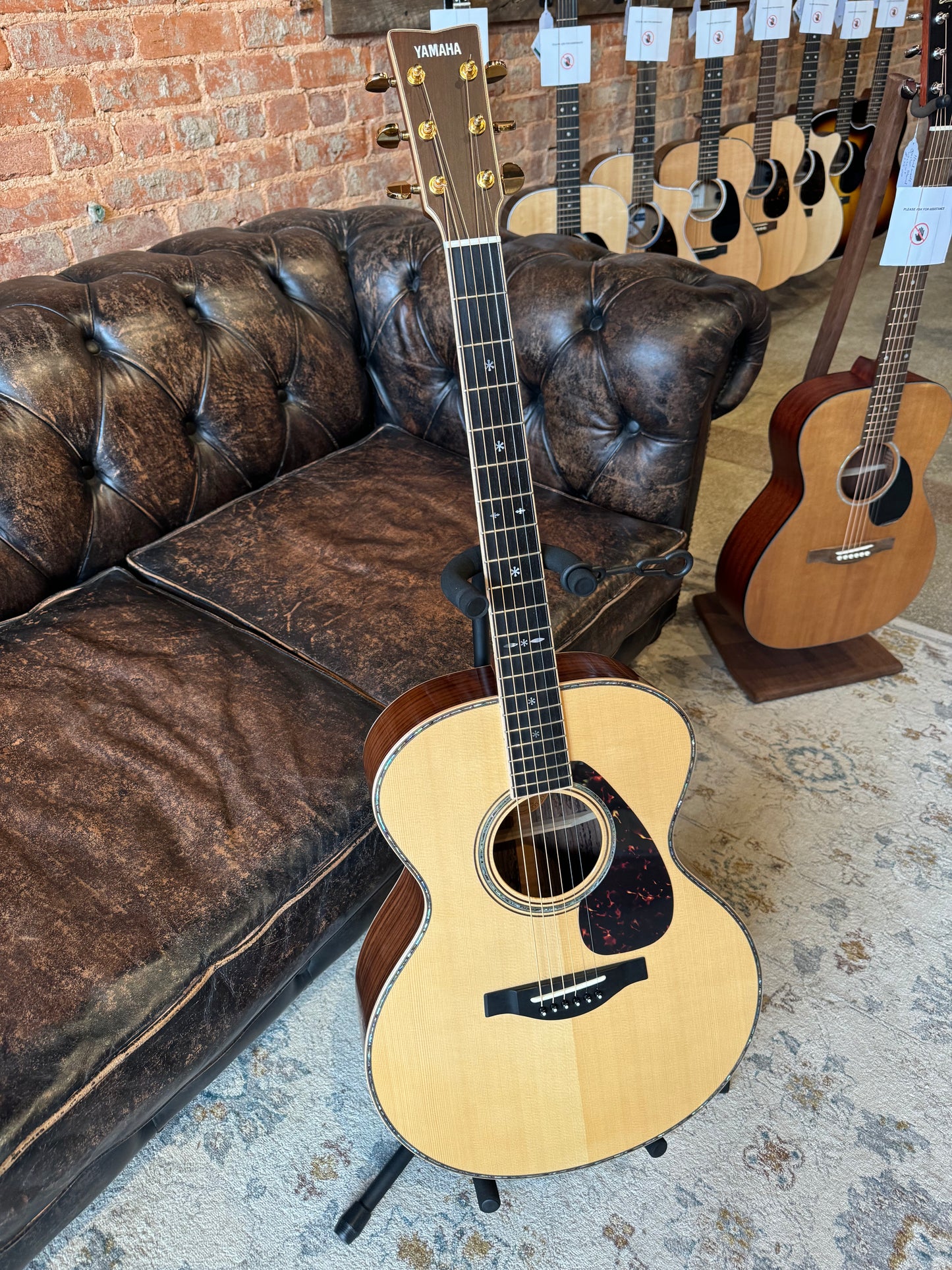 USED 2021 Yamaha LJ36 ARE w/K&K Pickup