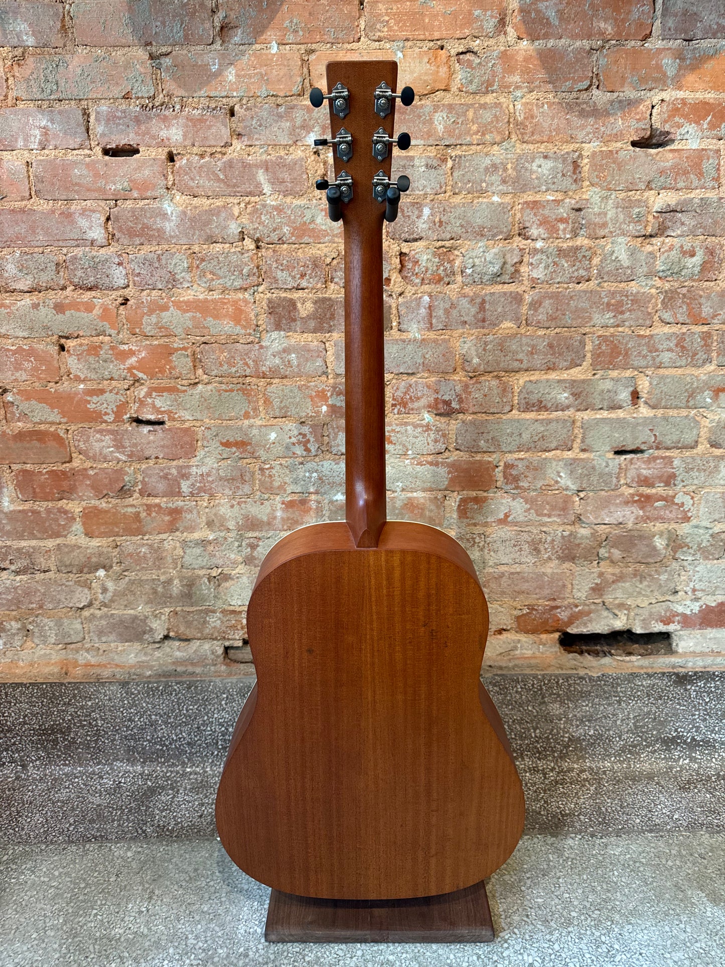 Martin DSS-17 Whiskey Sunset