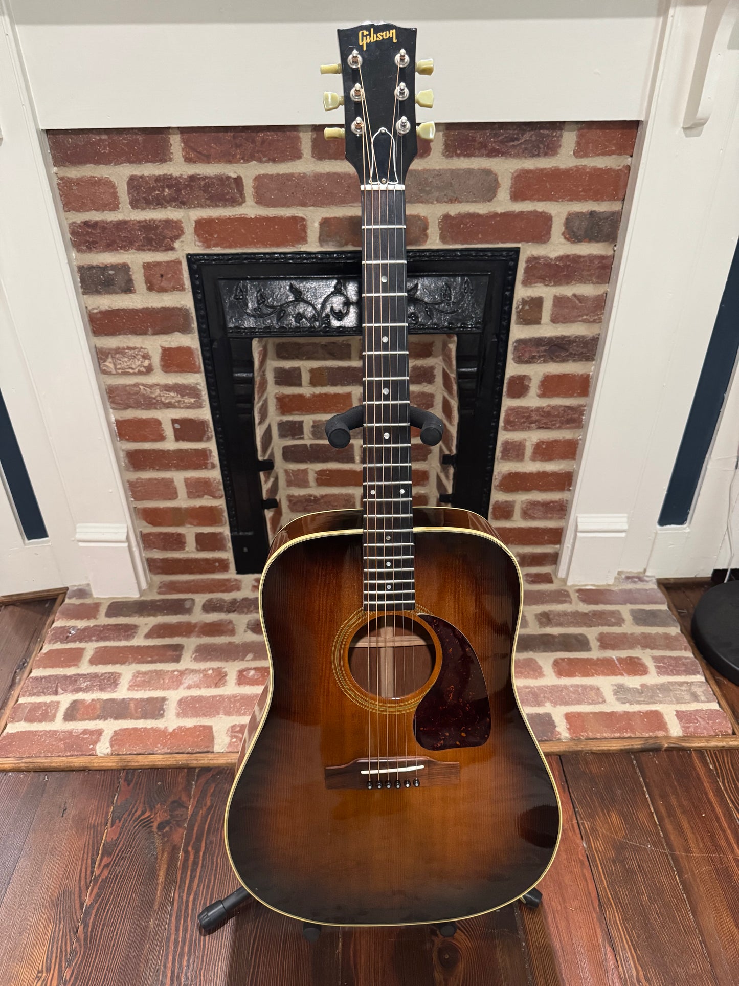 1985 Gibson J-30