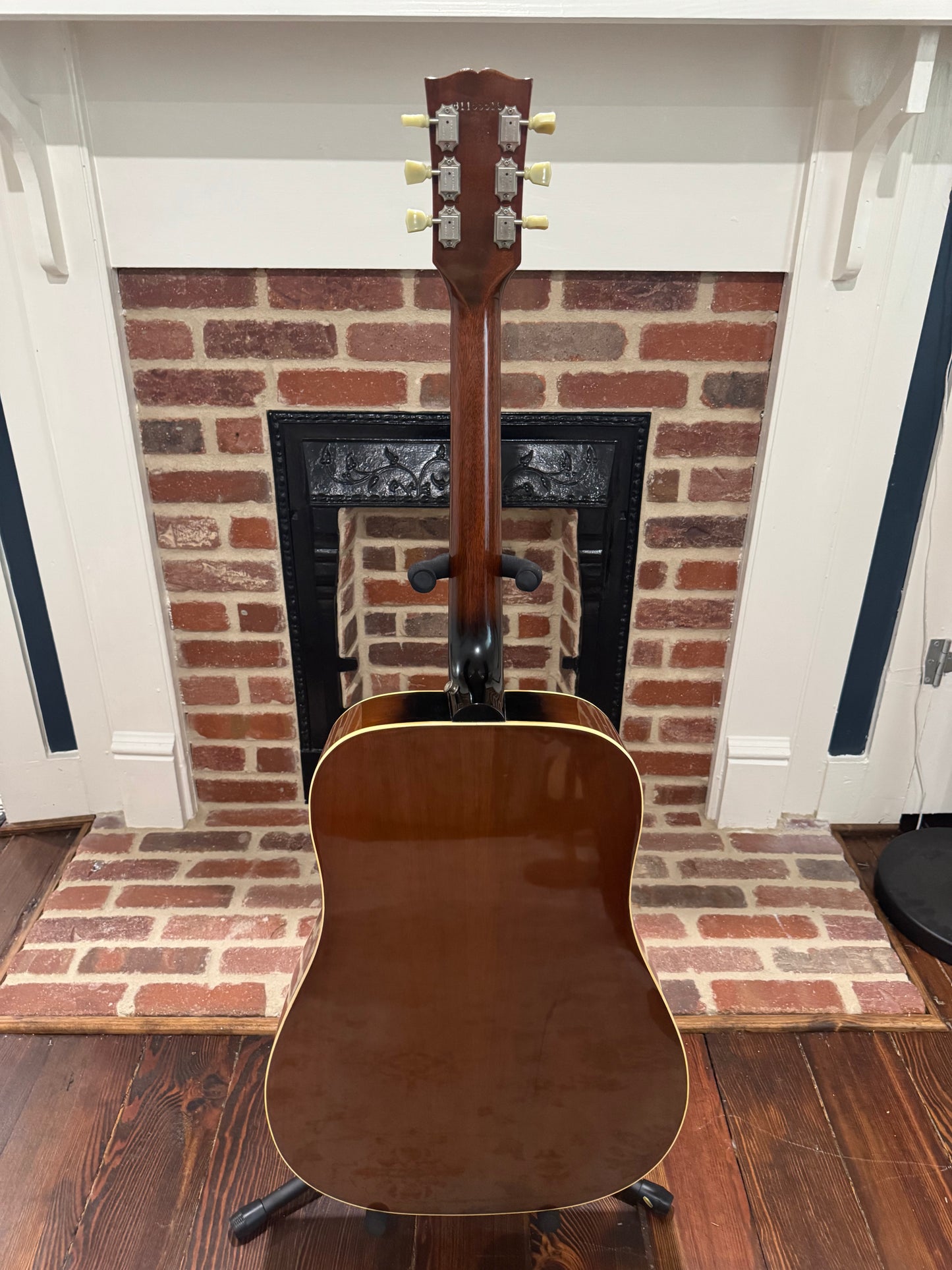 1985 Gibson J-30