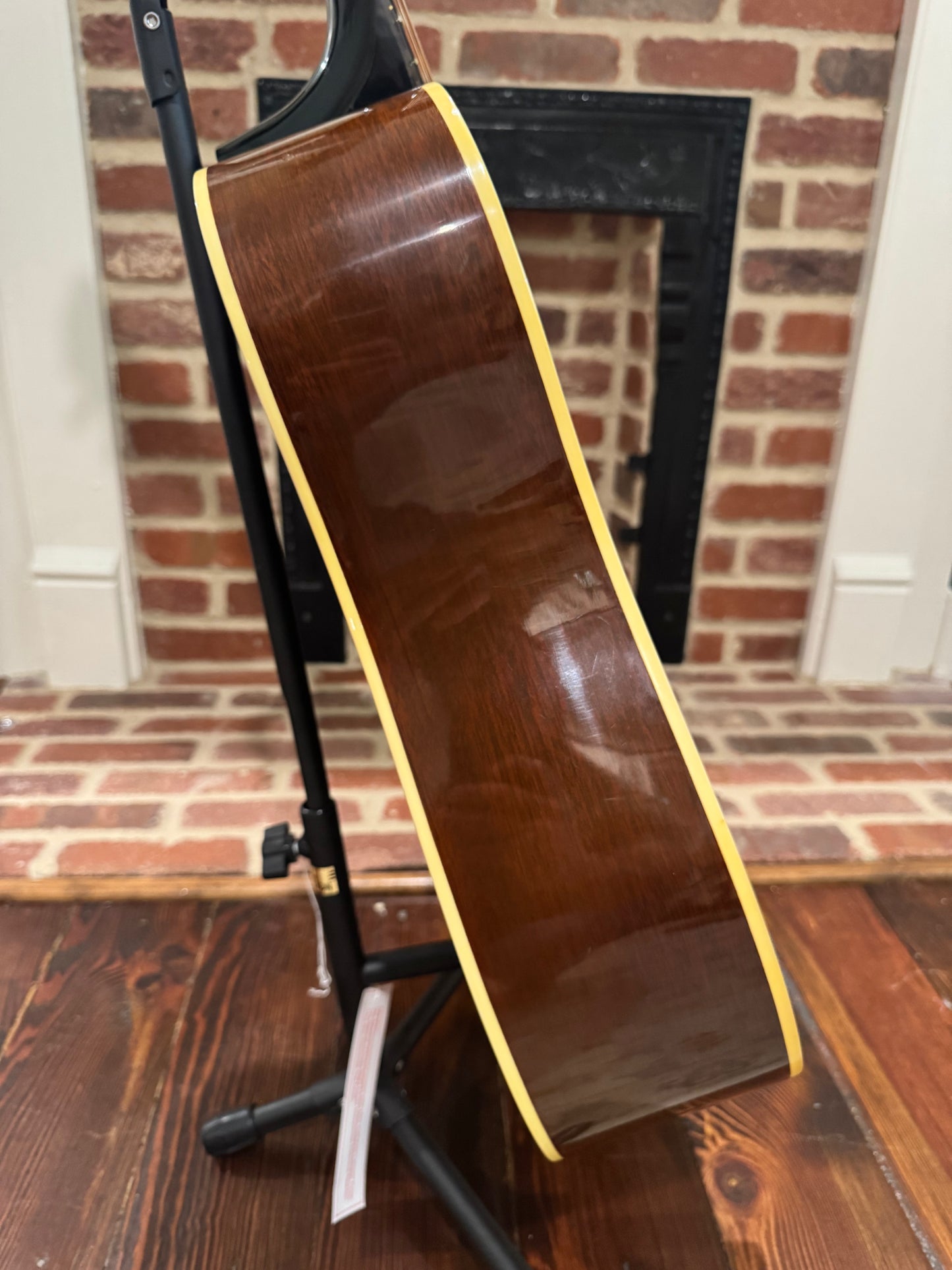 1985 Gibson J-30
