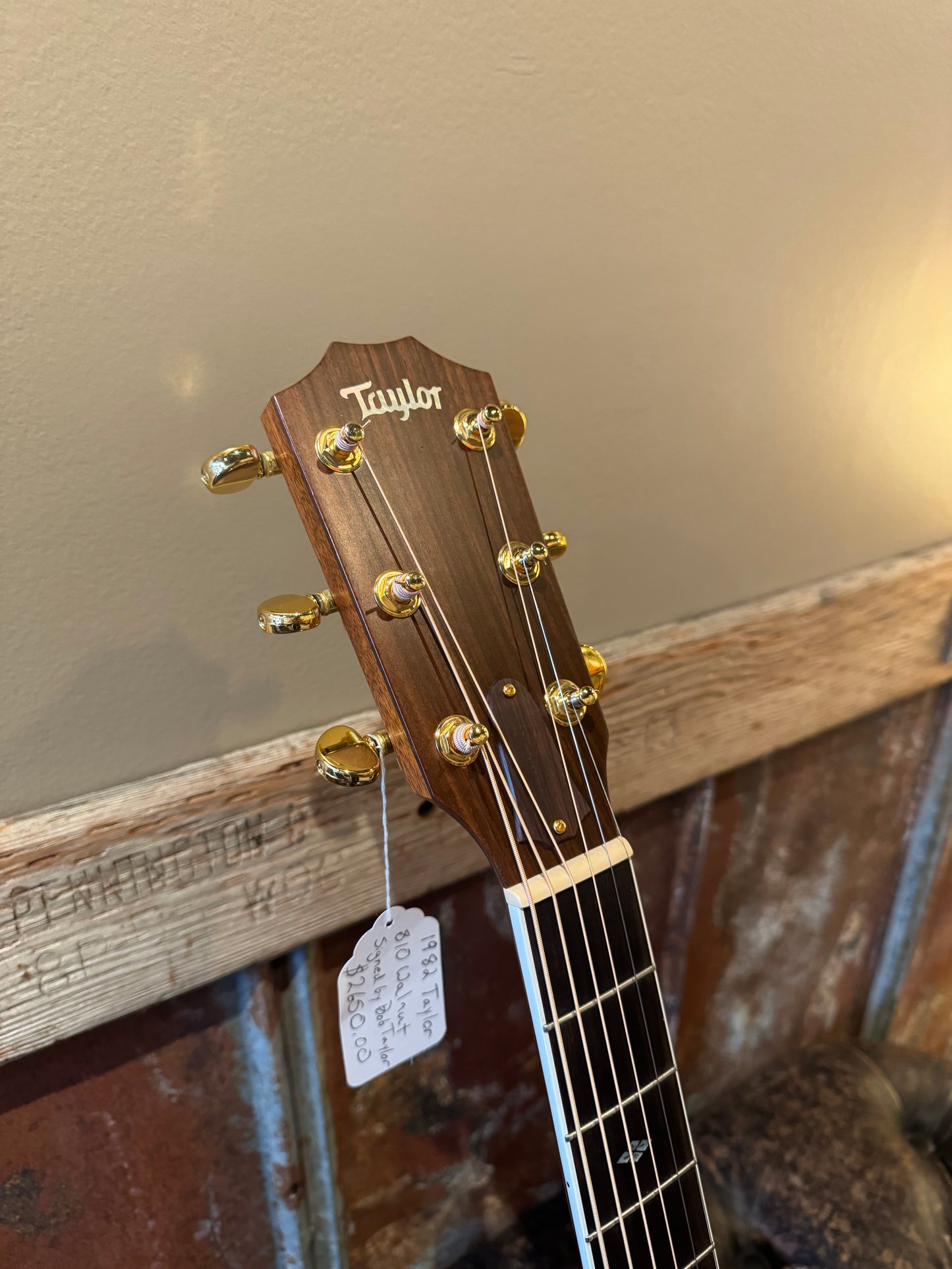 1982 Taylor 810 Walnut